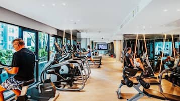 Apartment, 1 Bedroom, Accessible, Smoking | Fitness studio