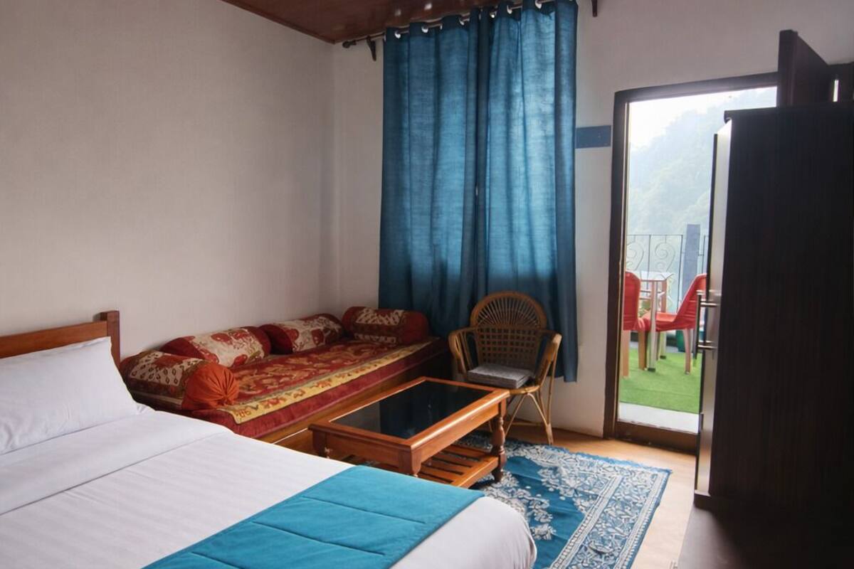 Triple Room, Balcony