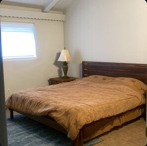 1 bedroom, WiFi, bed sheets