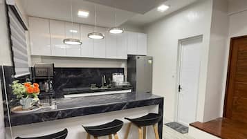 House, 2 Bedrooms, Smoking, Patio | Interior