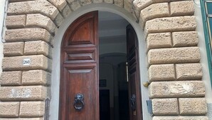 Sınıflandırılmamış resim, 7 üzerinden 2, düğme
