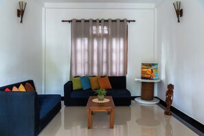 Interior - Surf and Zen - Coworking and Coliving Habaraduwa (Habaraduwa)