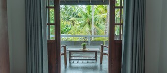 哈巴拉杜瓦衝浪與禪意 - 共用工作與生活空間