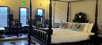 วีวานา มิวเซียม โรงแรม