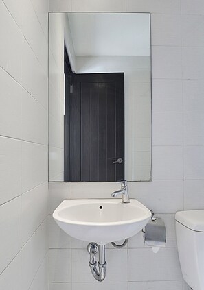 Buồng tắm vòi sen