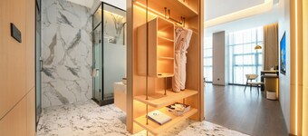 Jinchuan Hotel