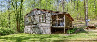 Mary`s Mansion - Historic & Rustic 1 Room Cabin!