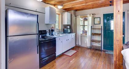 One bedroom in United States of America, Taswell