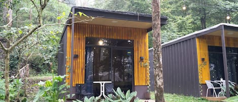 Cabin | Free WiFi, bed sheets