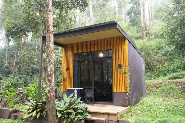 Cabin | WiFi (free), bed sheets