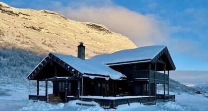 Modern cabin sauna, BBQ & beautiful view Filefjell