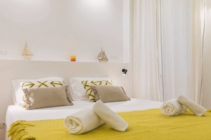 1 bedroom, iron/ironing board, Internet, bed sheets