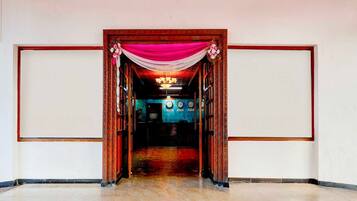 House | Reception