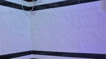 Triple Room | Bathroom | Shower, free toiletries, towels, soap