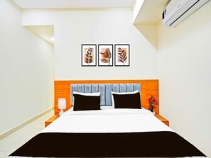 House | 1 bedroom - Collection O Santosh Nagar Hyderabad (Hyderabad)