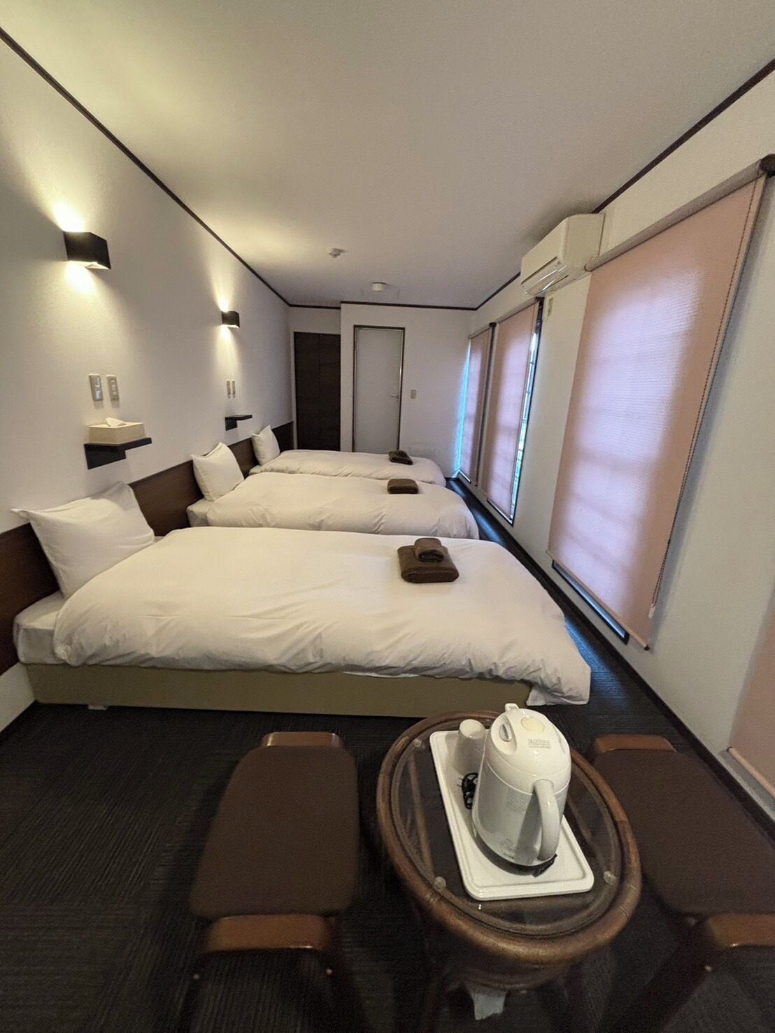 Camera tripla | Wi-Fi gratuito