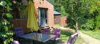 Cozy chalet in charming Cavan with AC