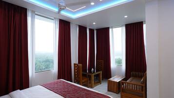 Deluxe Quadruple Room, Balcony | Free WiFi