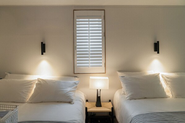 1 slaapkamer, een strijkplank/strijkijzer, wifi, beddengoed