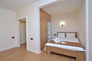 Blackout curtains, iron/ironing board, free WiFi