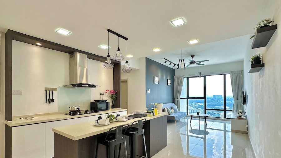 Southkey Mosaic Mid Valley by Stayrene