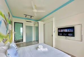 Comfort Apartment, Non Smoking, City View | Iron/ironing board, free WiFi