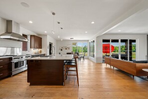 Fridge, microwave, oven, stovetop - Big Sky Ellison Bay Retreat with Private Hot Tub & In-Home Movie Theater (Ellison Bay)