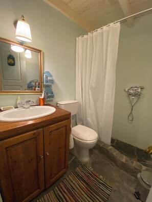 Hair dryer, towels, toilet paper - Charming villa in Symi with stunning view (Simi)