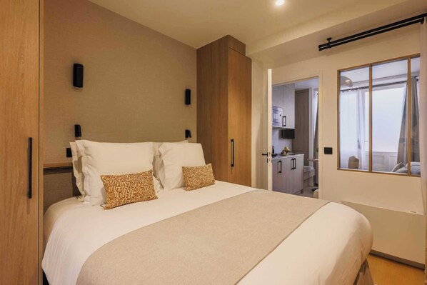 1 bedroom, desk, iron/ironing board, free WiFi