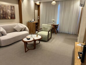 Deluxe Suite | Room amenity