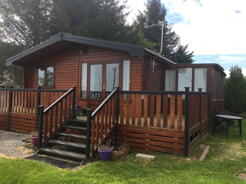 Ballyskelly lodge - Private 3-bed lodge with spectacular views of Cromarty Firth