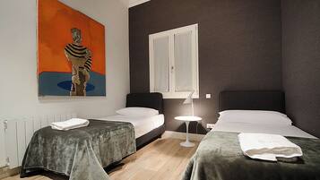 4 chambres, fer et planche Ă  repasser, Wi-Fi, draps fournis