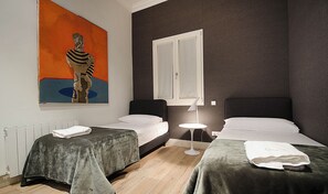 4 slaapkamers, een strijkplank/strijkijzer, wifi, beddengoed