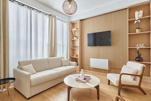 Apartment | Living area - Apartment Center of Paris Sacre Coeur (Paris)