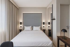 Desk, free WiFi, bed sheets