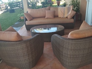 Unclassified image, 3 of 23, button - Spacious 2-bedroom apartment in Avirons - Terrace & Parking (Les Avirons)