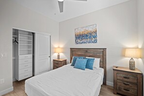 2 bedrooms, desk, free WiFi, bed sheets