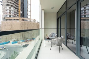 Deluxe Apartment, 1 Bedroom, Lake View | Terrace/patio - KeyRock - Modern 1BR in Zada with Pool (Dubai)