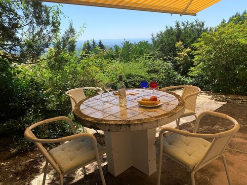 Maison de vacances '1a' avec vue sur la montagne, terrasse privée et Wi-Fi