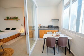 Appartement | Een bureau, gratis wifi
