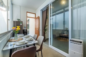 Deluxe Studio Suite