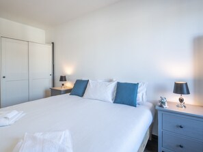 2 chambres, accès au Wi-Fi (inclus), literie fournie