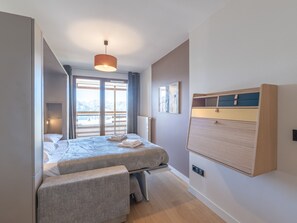 4 chambres, accès au Wi-Fi (inclus), literie fournie