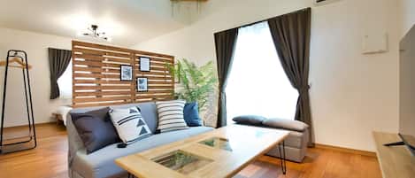 Blackout curtains, iron/ironing board, free WiFi