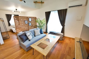 Blackout curtains, iron/ironing board, free WiFi - Almond Ishigaki (Ishigaki)