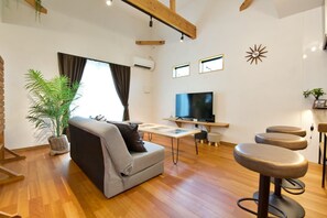 Apartment | Living area