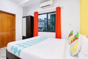 Deluxe Double Room, Multiple Beds, Air conditioning | Hypo-allergenic bedding, in-room safe, desk, soundproofing - Hotel M M Homestay Howrah (Howrah)