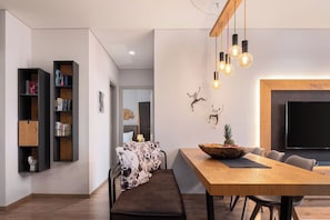 Dining - Acropolis Grand Residence | Syggroy Av.12, Athens 11742, Bill & John Apartments & Villas (Athens)