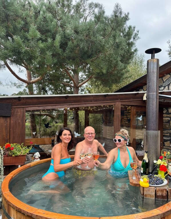 Bañera de hidromasaje exterior