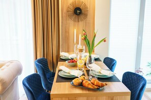 Apartment, Courtyard View | Private kitchen